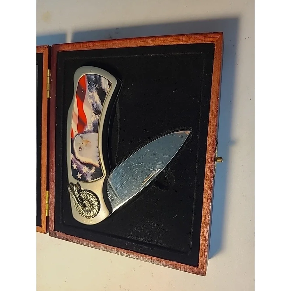 2 Knives In Boxes Stainless Steel